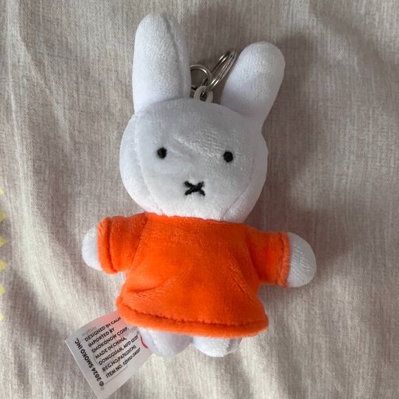 Miffy Orange Fitted Plushie Keychain & Bag Charm - Picture 2 of 4